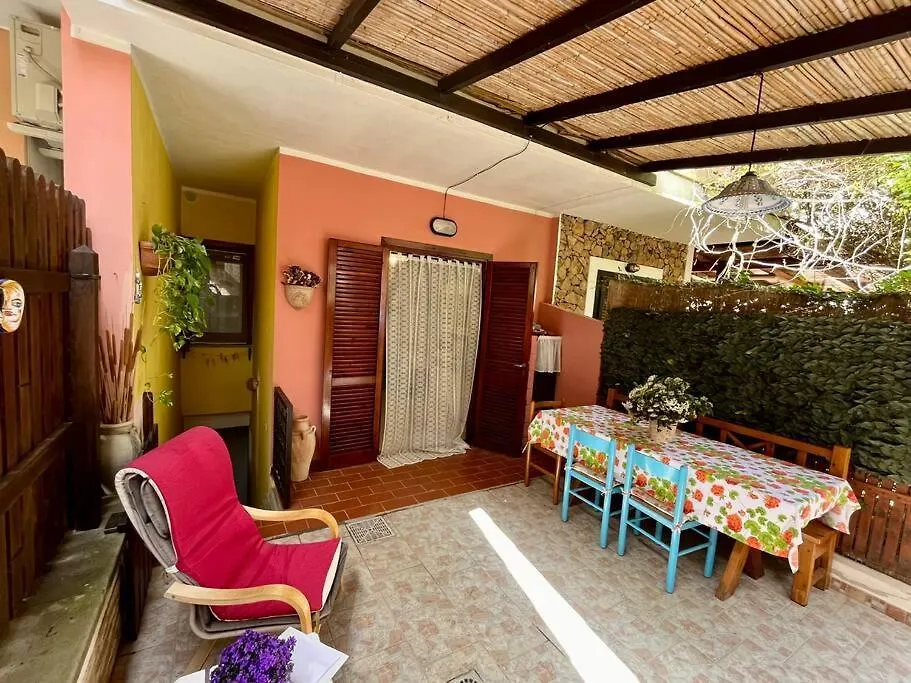 Casa Phedra By La Via Del Mare Viaggi E Vacanze Villasimius Apartment